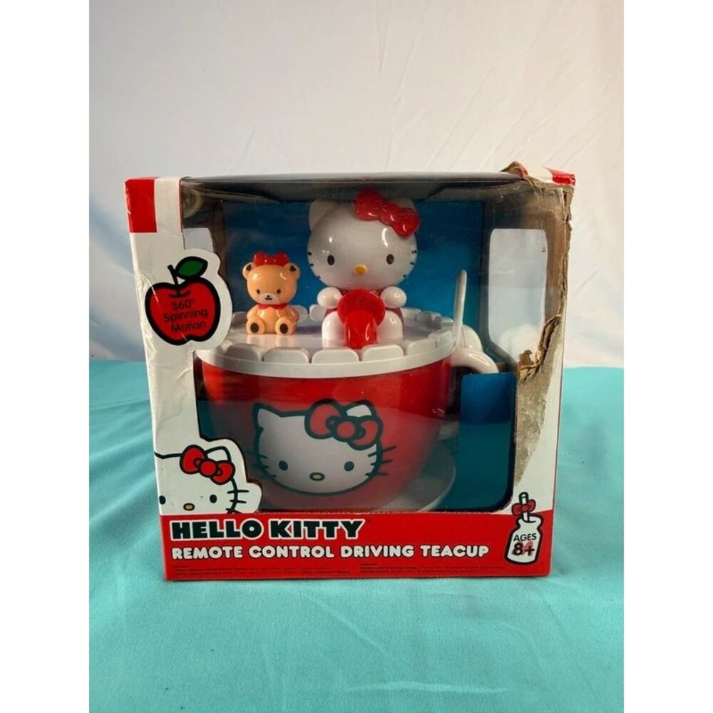 Hello Kitty Remote Control Driving Teacup toy by Sanrio